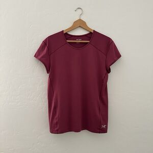 Arcteryx Taema Crew T-Shirt Top Womens Large Performance Short Sleeve Hiking Run